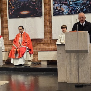 Lektor: Helmut Erhart