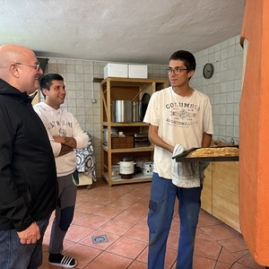 Padre Guilherme zu Besuch bei der Gemeinschaft Cenacolo