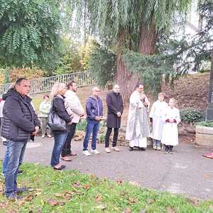 Andacht beim Kriegerdenkmal