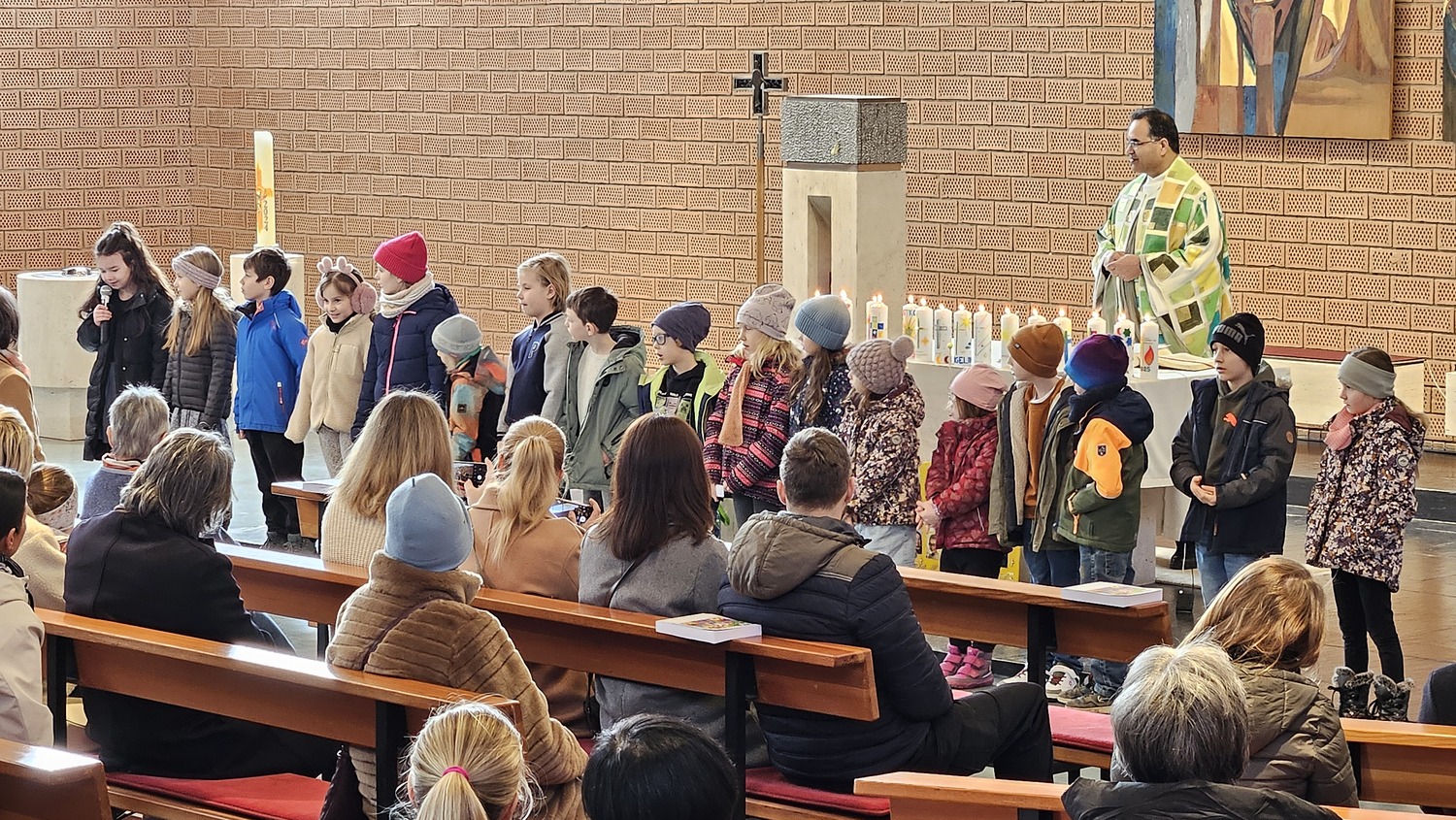 Erstkommunion / Nadja Hutter Vorstellung Erstkommunionkinder