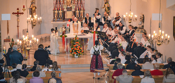 Karina Schrödl/Tamburica Uzlop