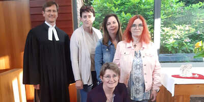 Am 8. August ist Mementotag. Das engagierte Team um Raphaela Krojer, Mitarbeiterin der Krankenhaus- und Pflegeheimseelsorge der Pastoralen Dienste der Diözese nimmt diesen zum Anlass, um das Thema Tod zu Enttabuisieren.